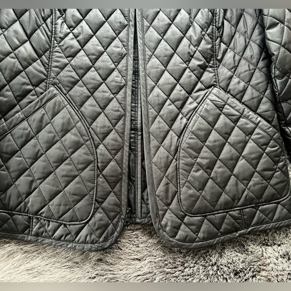 Banana Republic Black Puffy Jacket - Picture 3 of 6